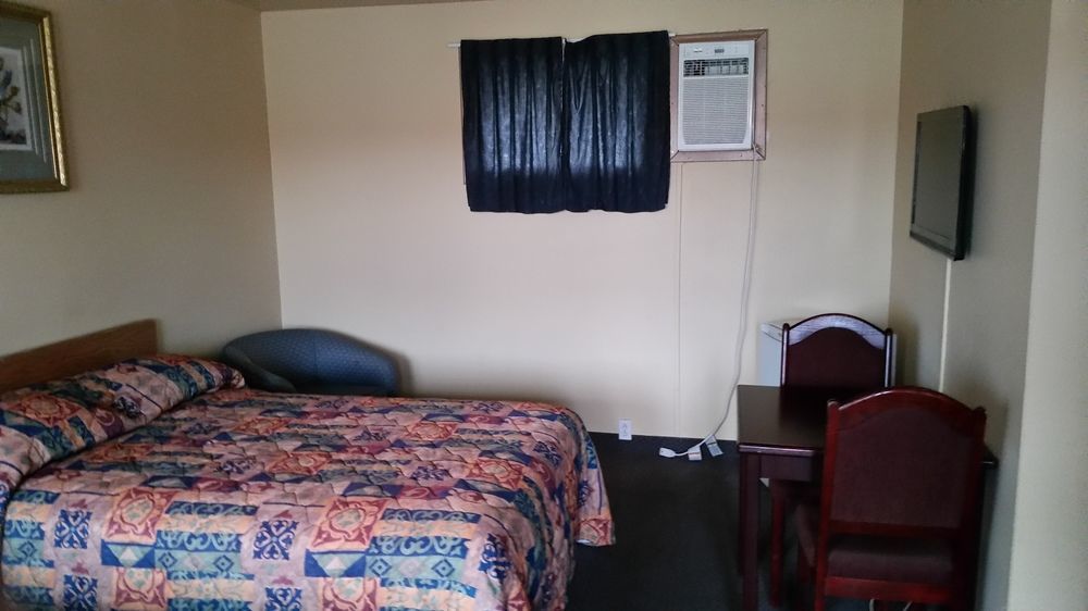 Avalon Motel Бельвиль Экстерьер фото